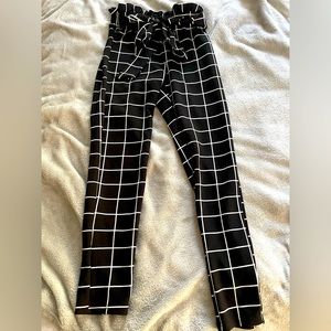 Shein black and white leggings/pants